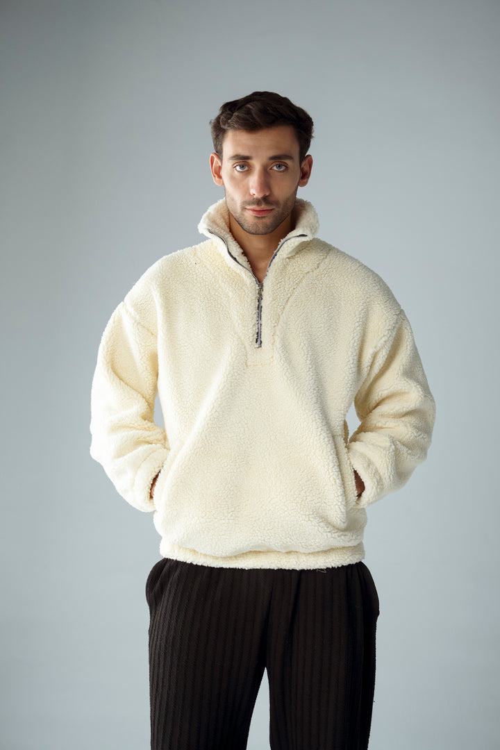 Cannae- zip up sherpa beige